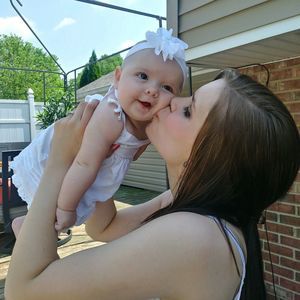 Meet your Posher, Riah elizabeth